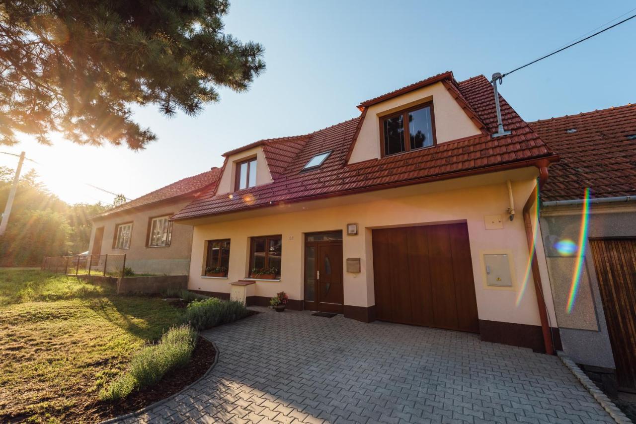 Apartmán Pod borovicí Kovalovice Exterior foto