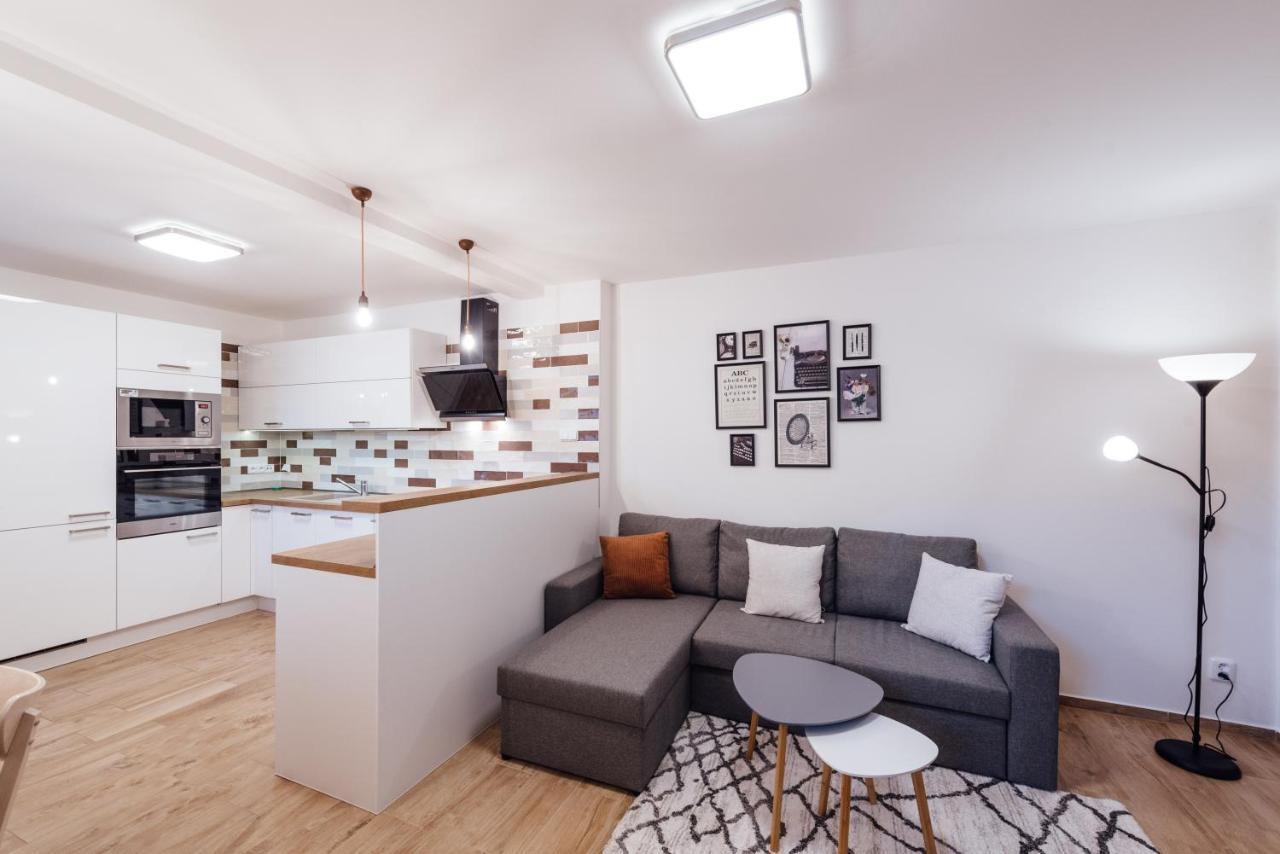 Apartmán Pod borovicí Kovalovice Exterior foto